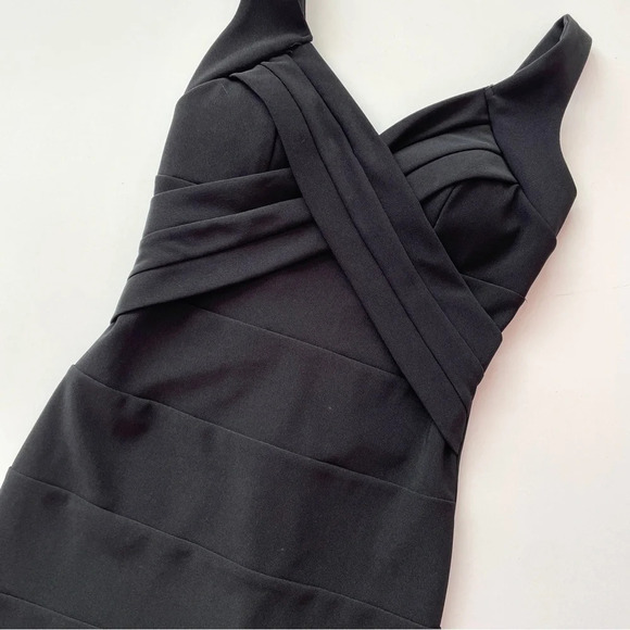 Emerald Sundae Cocktail Black Mini Fitted Semi Formal Dress Size Small - Picture 3 of 9